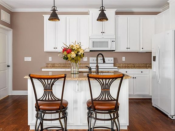 5th image of 3524 Sainsbury Ln