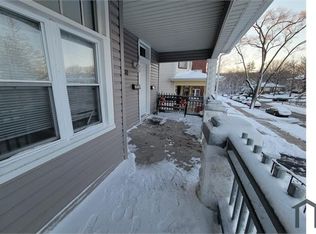 130 Hickory St APT 1, Chicago Heights, IL 60411