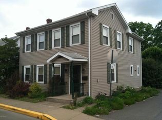 701 N Market St, Selinsgrove, PA 17870