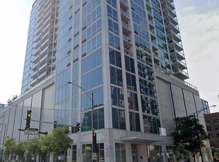 757 N Orleans St #2101, Chicago, IL 60610