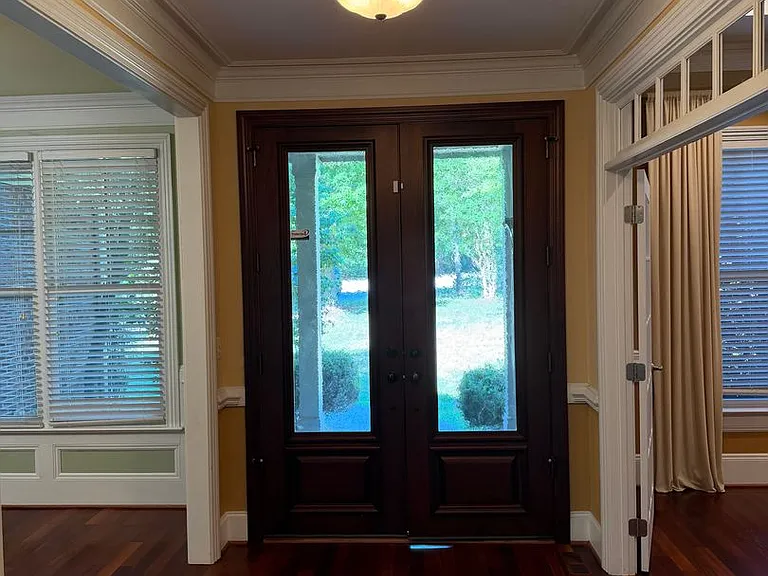 273 Brown Bear — Photo 16