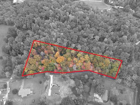 4th image of 114 Pleasant View Loop Rd Lot 4