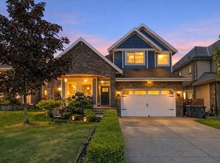 2262 Madrona Pl, Surrey, BC V4A 7Z4