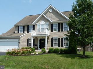 25 Farragut Dr, Keedysville, MD 21756