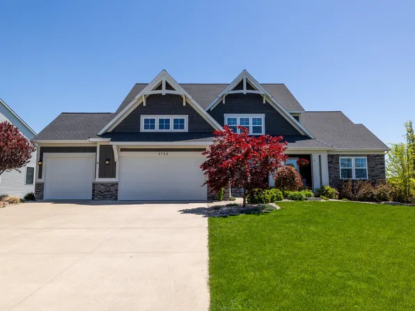 5752 Stonebridge Dr SW, Grandville, MI 49418
