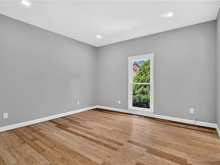 475 Trammell Dr — Photo 28