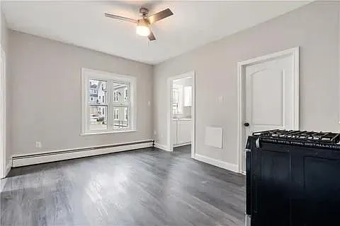132 Railroad St — Photo 13