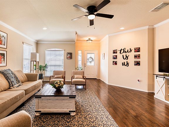 4th image of 5513 Tama Dr