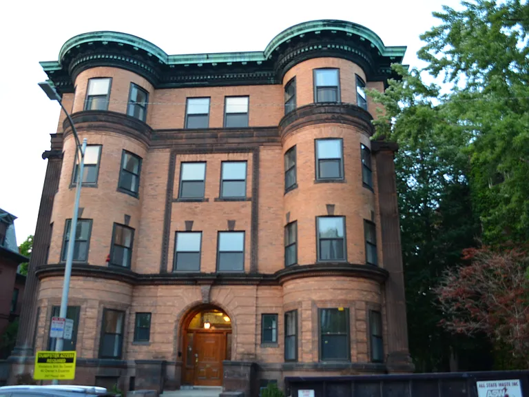 367 Harvard St #6 — Photo 26