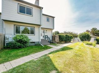 3453 Highlander Dr, Eagan, MN 55122