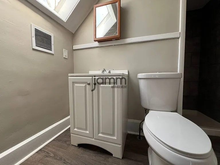 2181 Edgewood Rd #3 — Photo 11