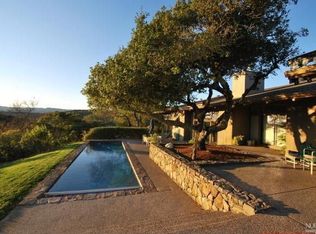 17338 7th St E, Sonoma, CA