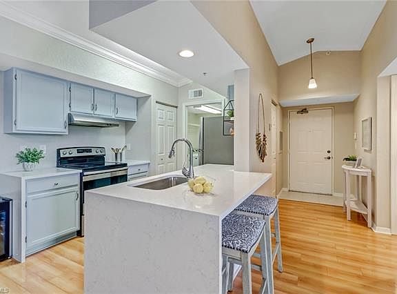 4th image of 4665 Saint Croix Ln APT 1535
