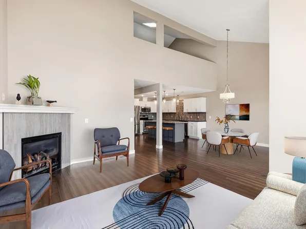 6771 Boudin St NE, Prior Lake, MN 55372
