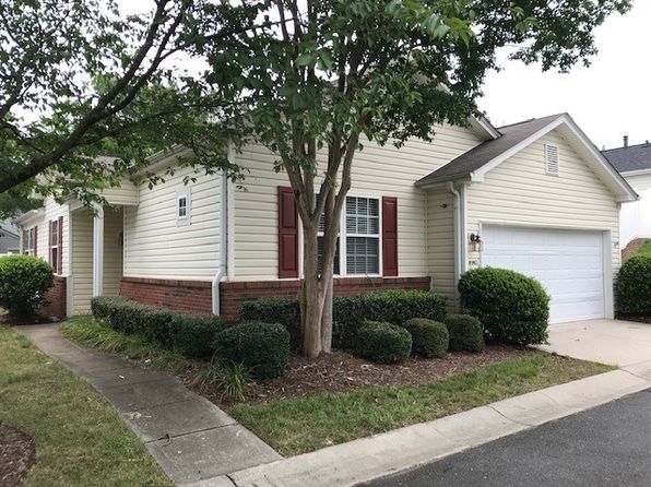 8969 Meadowmont View Dr