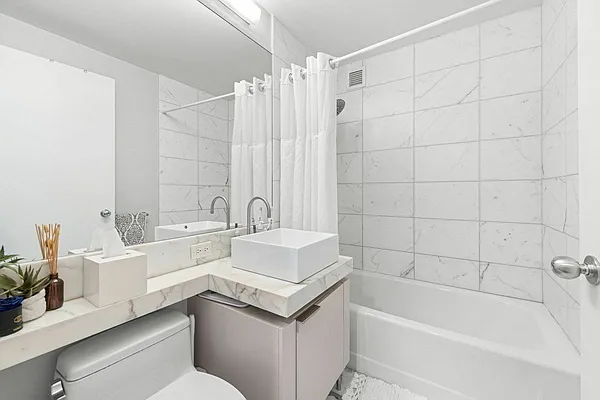 Rented by The Bracha Group | media 6