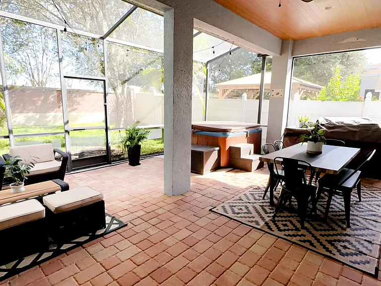 13339 Zori Ln — Photo 22