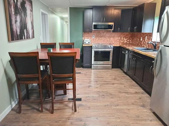 3rd image of 133 Jarvis St #92