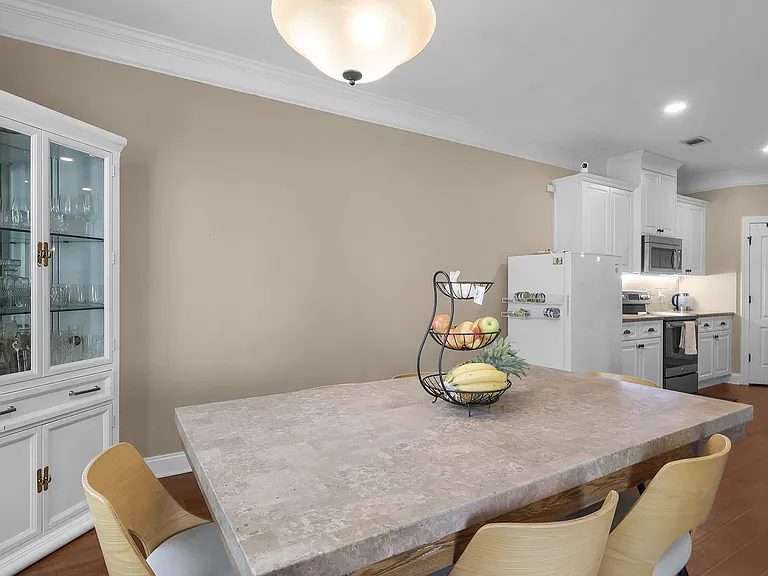 113 Greystone Dr — Photo 21