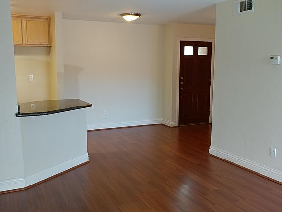 4th image of 2325 Del Mar Way
