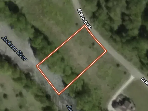 26 Elwood Dr, Hot Springs, VA 24445
