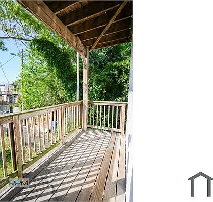 3201 Clarence Ave — Photo 28