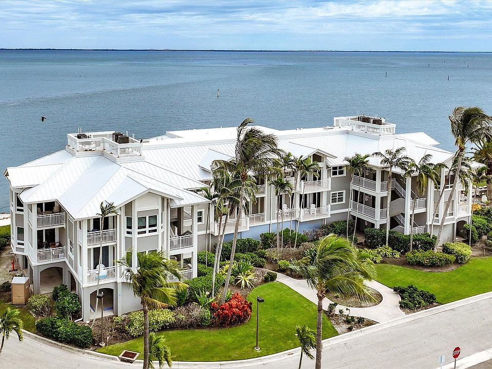 1st image of 1253 S Seas Plantation Rd #1253