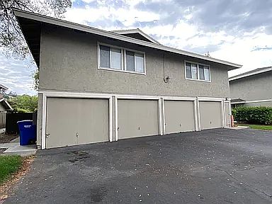 3rd image of 935 Jamacha Rd Unit B