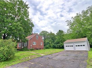 39 Treadwell Ave, Thomaston, CT 06787