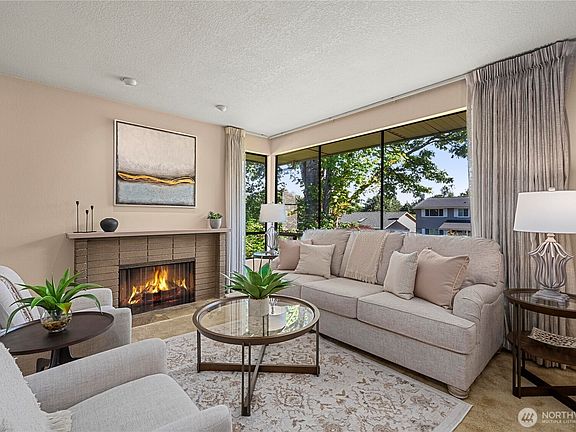 5th image of 17326 NE 18th Place