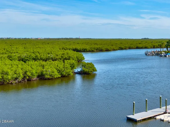 4 Riverwalk Dr #407, New Smyrna Beach, FL 32169