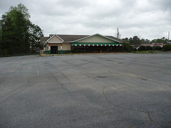 2nd image of 1216 Highway 280 Byp