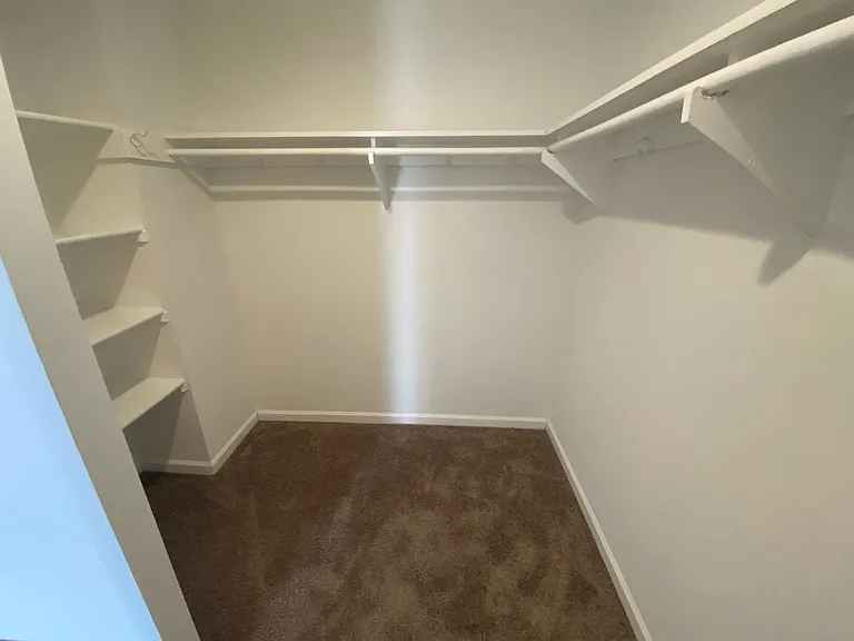 Walk in closet