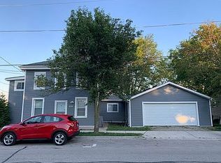 10837 Front St #A-B, Mokena, IL 60448