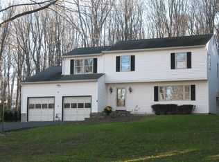 4 Windaway Rd, Bethel, CT 06801