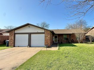 1416 Mimosa St, Cleburne, TX 76033