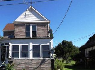 137 E Chestnut St, Blairsville, PA 15717