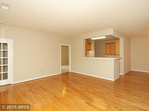 4th image of 11314 Westbrook Mill Ln Unit 103