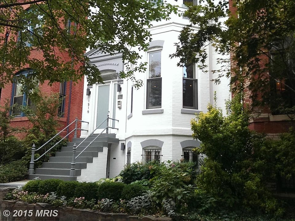 Exterior (Front)