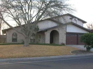 8350 Athenian Dr, Universal City, TX 78148