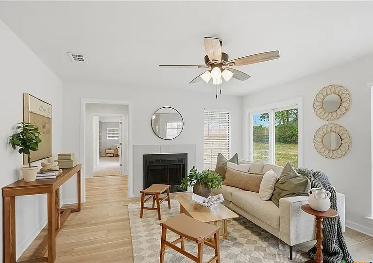 4605 Ridge Way Dr — Photo 3