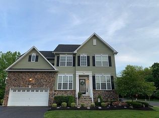 24 Maxwell Rd, Monroe Township, NJ 08831