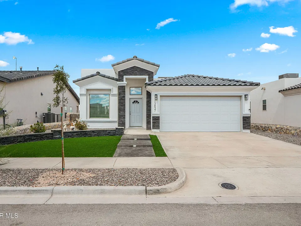 13837 Paseo Bosque Ave