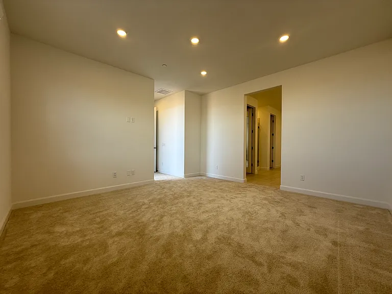 424 Bunsen St — Photo 17