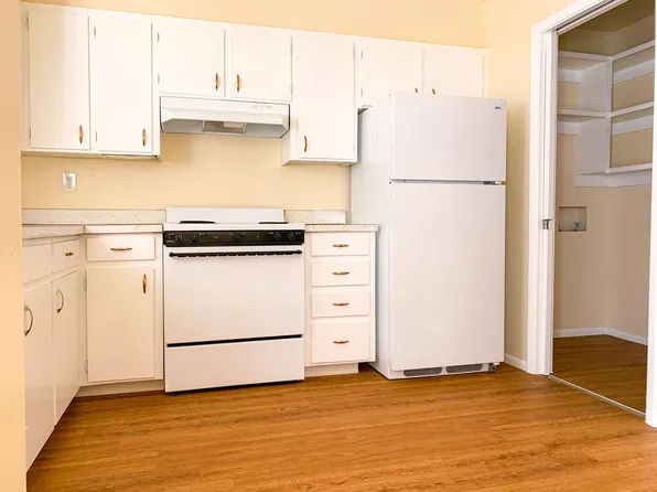 Spacious 2 Bedroom Apartment on Bus Line, 536 Madeira Dr SE APT C, Albuquerque, NM 87108