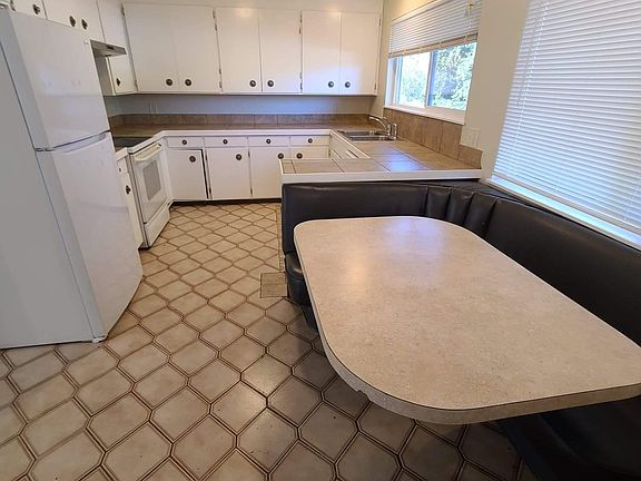 European style nook in addition to dining room area