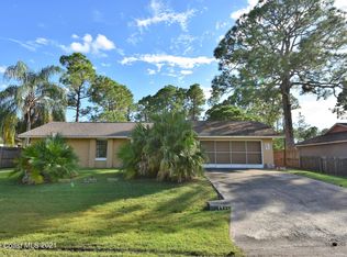 370 Danis Rd SW, Palm Bay, FL 32908