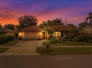 1305 Anhinga Dr, Wellington, FL 33414