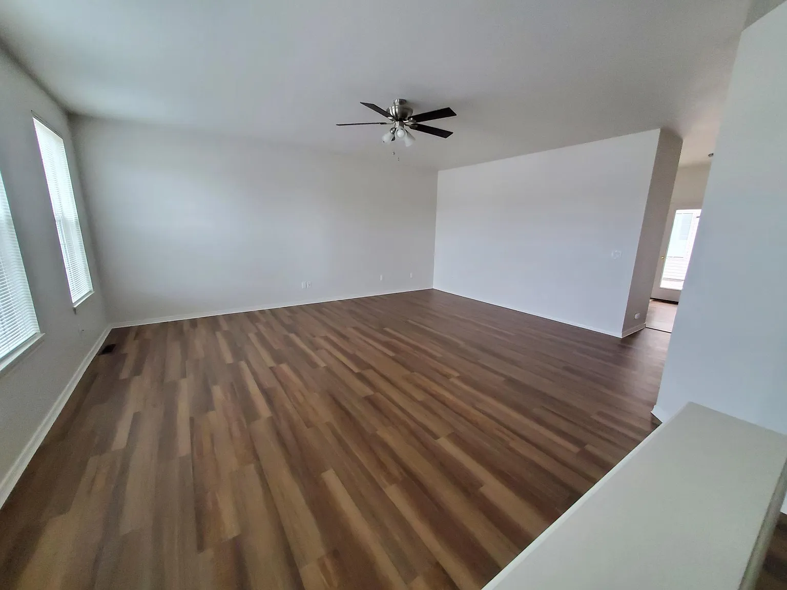 2 bed, 1148 sqft, $1,625 — Photo 2