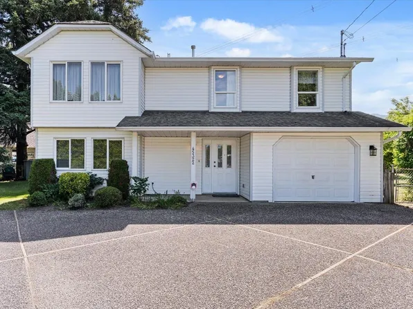 45322 Balmoral Ave, Chilliwack, BC V2R 2M4
